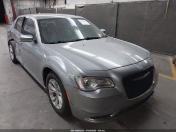  Salvage Chrysler 300