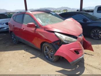  Salvage Hyundai TUCSON