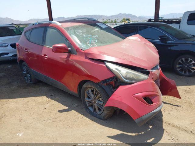  Salvage Hyundai TUCSON