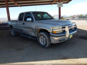  Salvage Chevrolet Silverado 2500