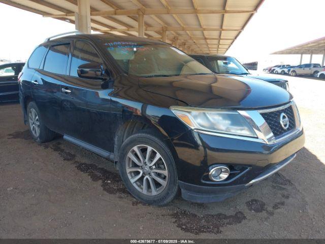  Salvage Nissan Pathfinder