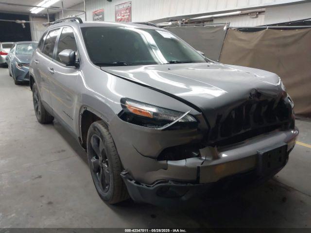  Salvage Jeep Cherokee