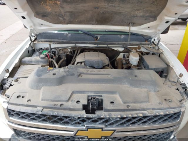 Chevrolet Silverado 2500 Work Truck Image 10