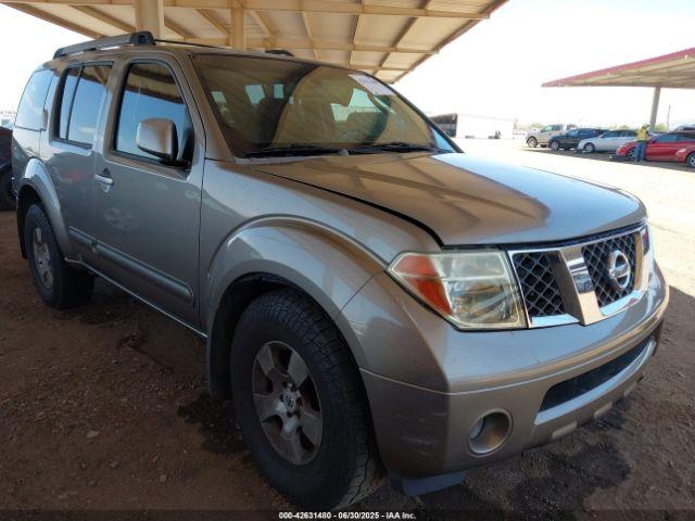  Salvage Nissan Pathfinder