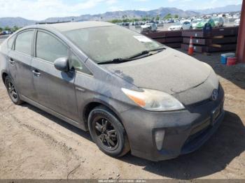  Salvage Toyota Prius