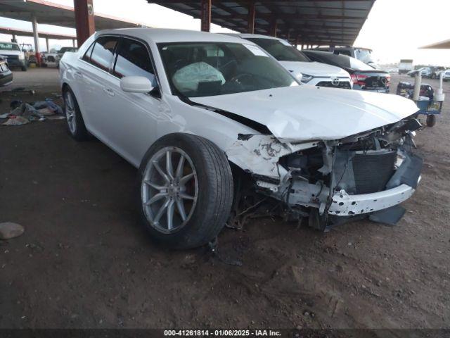  Salvage Chrysler 300
