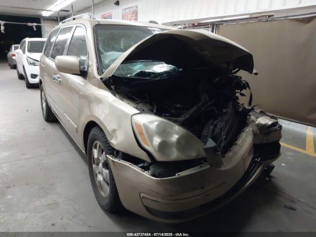  Salvage Hyundai Entourage