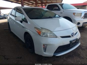  Salvage Toyota Prius