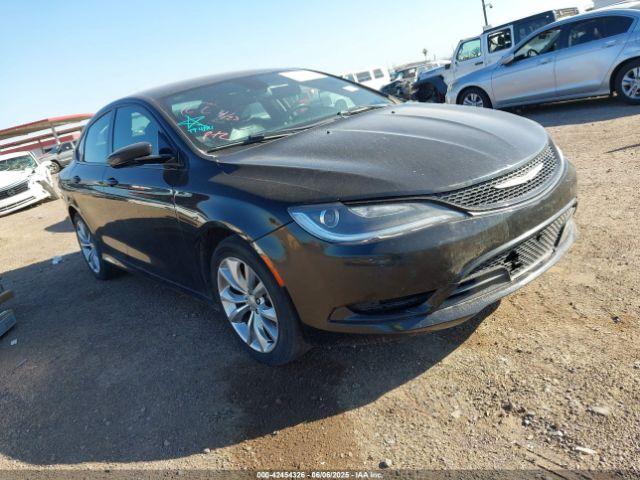  Salvage Chrysler 200
