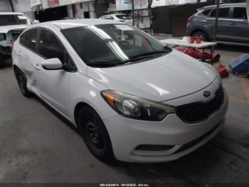  Salvage Kia Forte