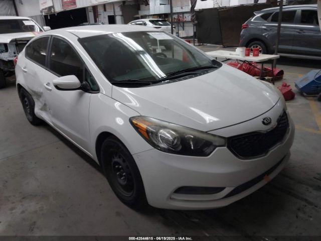  Salvage Kia Forte