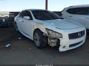  Salvage Nissan Maxima