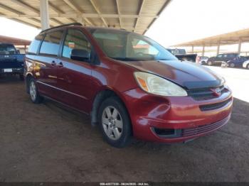  Salvage Toyota Sienna