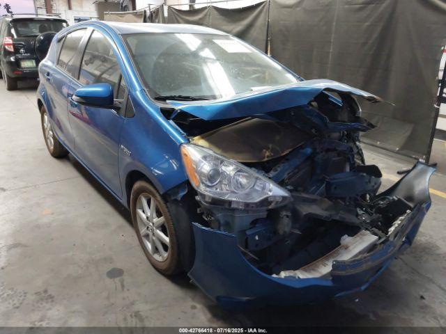  Salvage Toyota Prius c