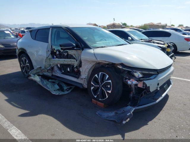  Salvage Kia EV6