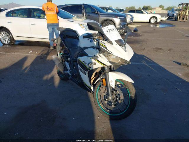  Salvage Yamaha Yzfr3
