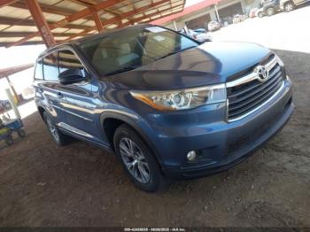  Salvage Toyota Highlander