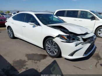  Salvage Lexus Es