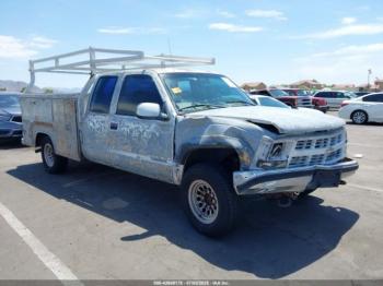  Salvage Chevrolet K2500