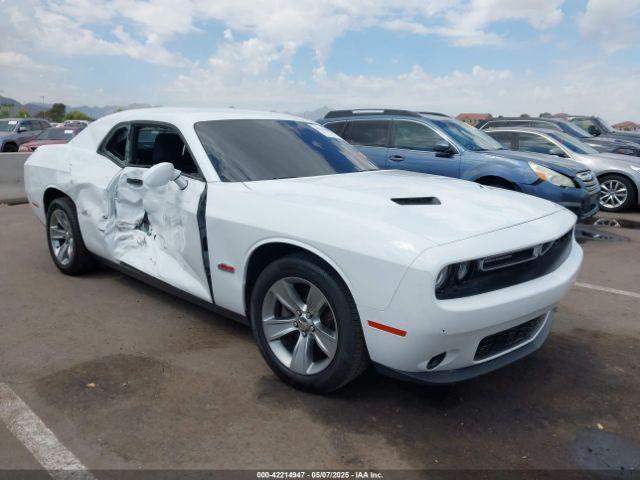  Salvage Dodge Challenger