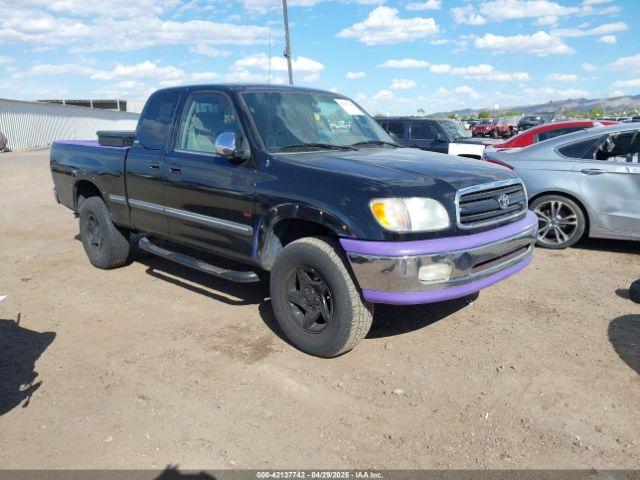  Salvage Toyota Tundra