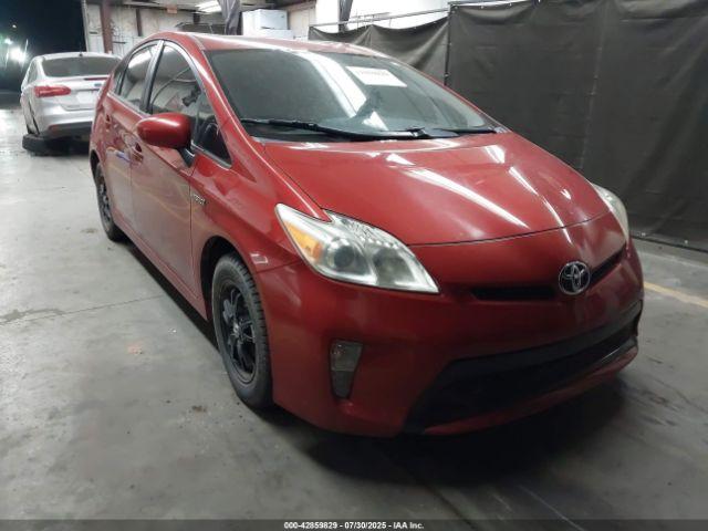  Salvage Toyota Prius