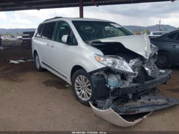 Salvage Toyota Sienna