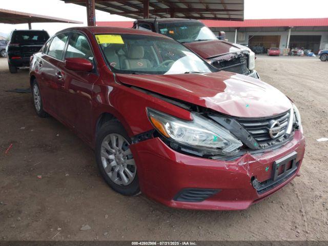  Salvage Nissan Altima
