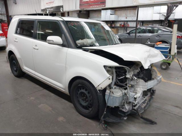  Salvage Scion xB