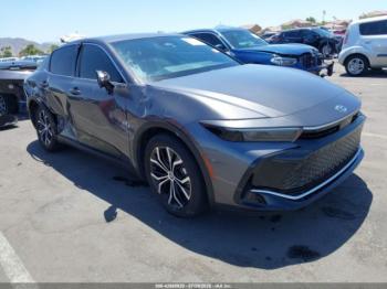  Salvage Toyota Crown