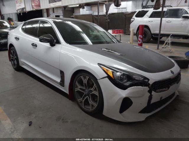  Salvage Kia Stinger