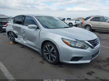  Salvage Nissan Altima