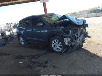  Salvage Hyundai TUCSON