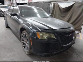  Salvage Chrysler 300
