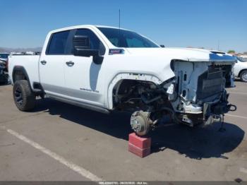  Salvage General Motors Sierra 2500HD