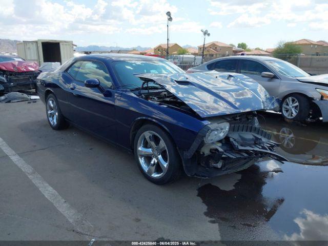  Salvage Dodge Challenger