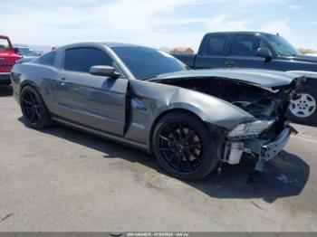  Salvage Ford Mustang