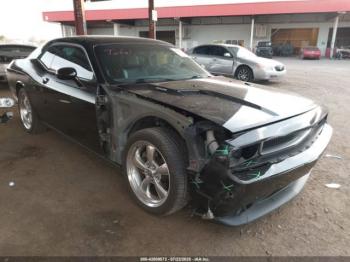  Salvage Dodge Challenger