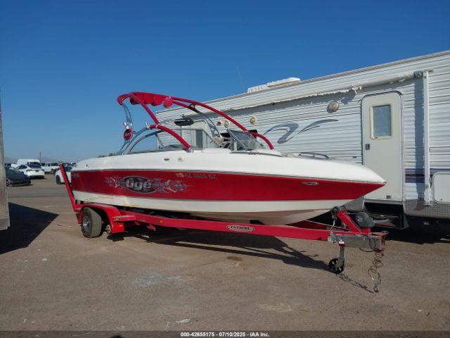  Salvage Tige Boat