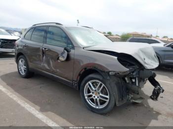  Salvage Porsche Cayenne