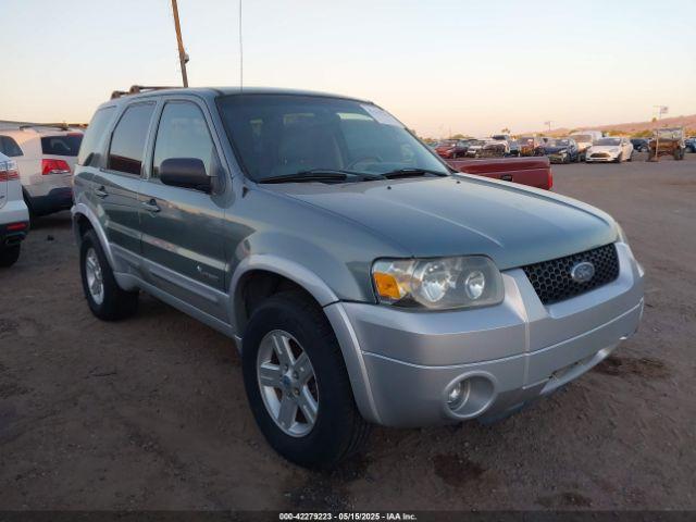  Salvage Ford Escape