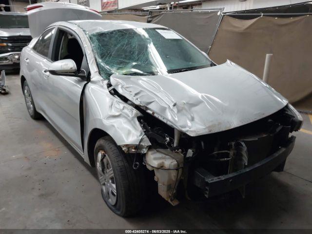  Salvage Kia Rio