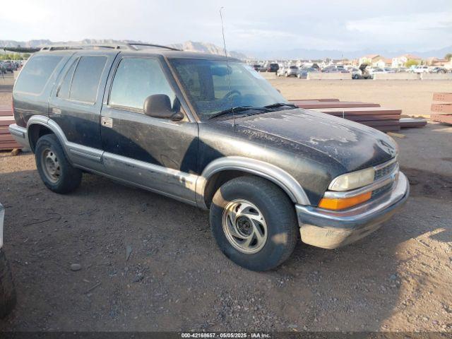 Salvage Chevrolet Blazer