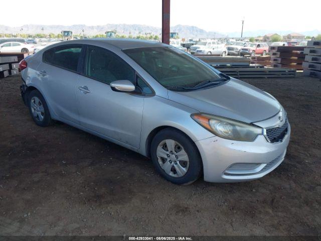  Salvage Kia Forte