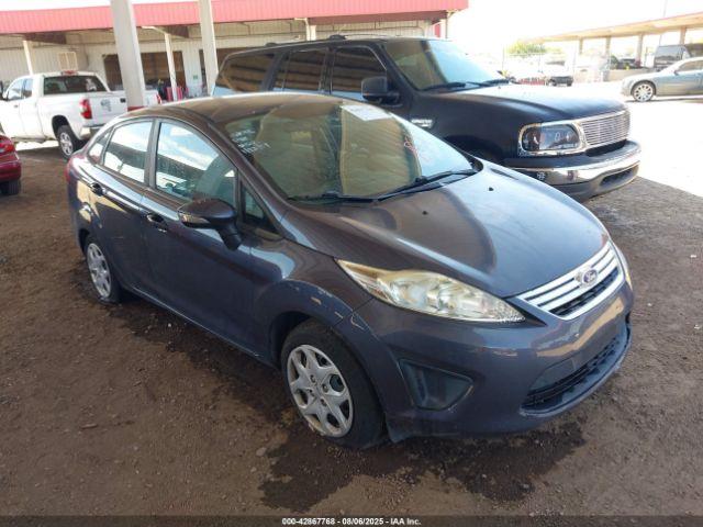  Salvage Ford Fiesta