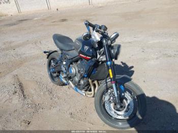  Salvage Triumph Motorcycle Trident 660