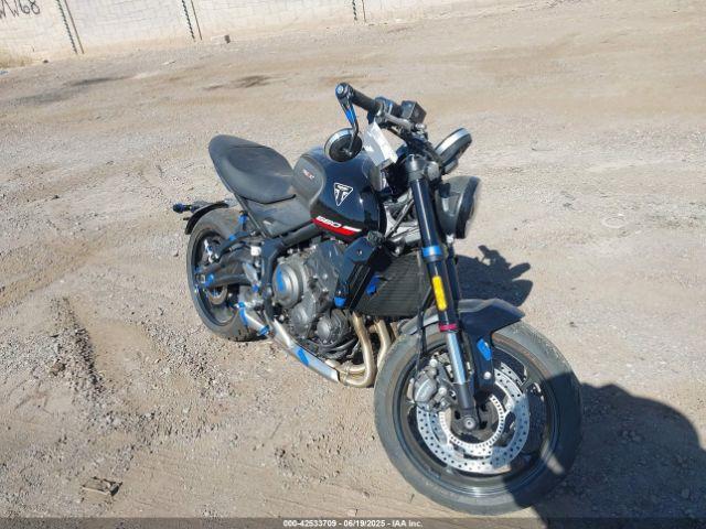  Salvage Triumph Motorcycle Trident 660