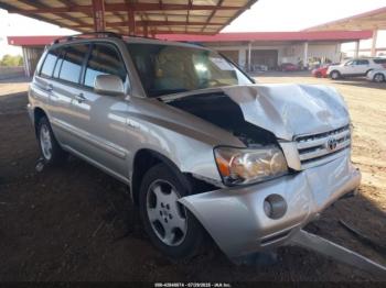  Salvage Toyota Highlander
