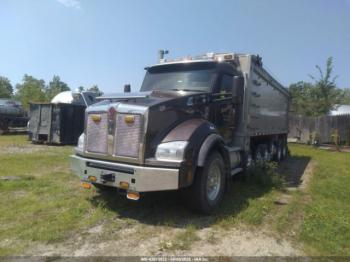  Salvage Kenworth T880