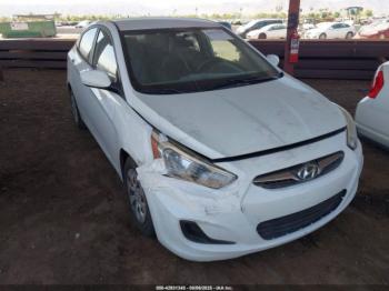  Salvage Hyundai ACCENT